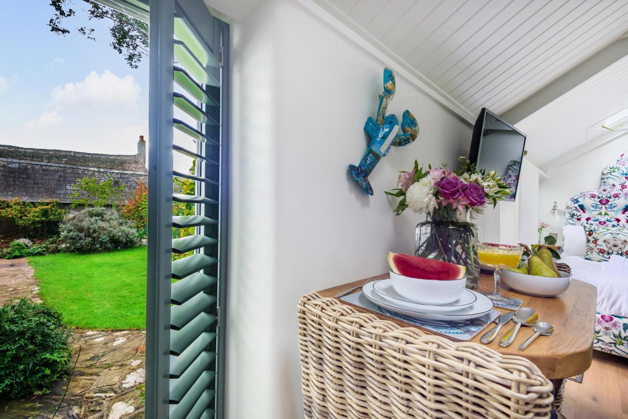 The Secret Garden Villa Malborough Exterior foto